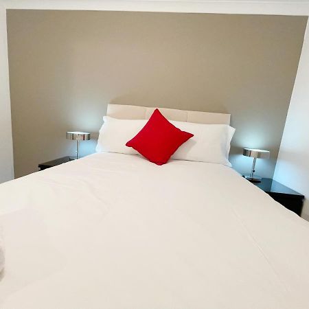 Cozy Nights Svp Detached House Villa Glasgow Eksteriør billede