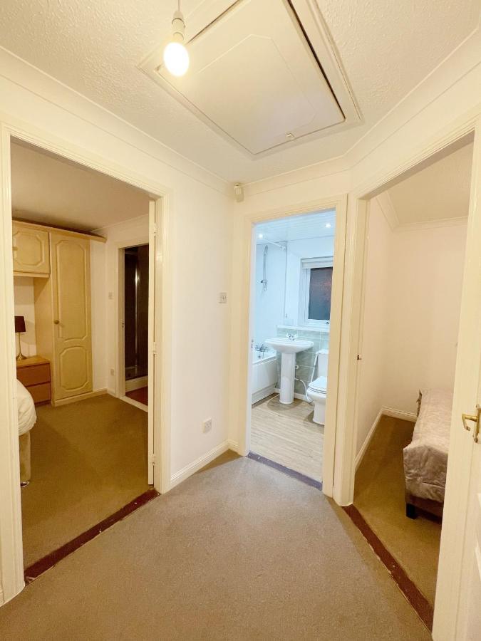 Cozy Nights Svp Detached House Villa Glasgow Eksteriør billede