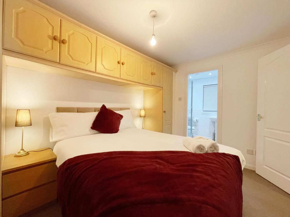 Cozy Nights Svp Detached House Villa Glasgow Eksteriør billede