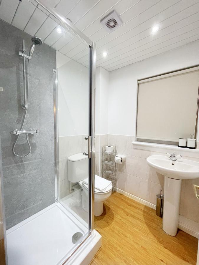 Cozy Nights Svp Detached House Villa Glasgow Eksteriør billede